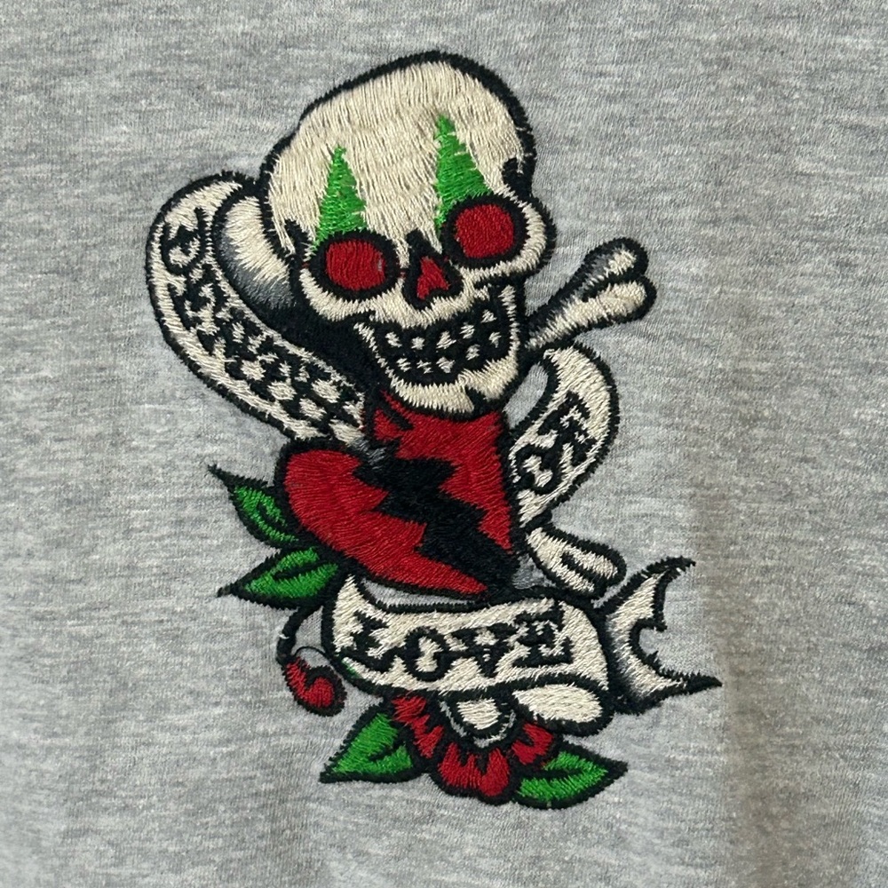 Ed Hardy Men’s Small V-Neck Embroidered T-Shirt - Picture 4 of 10